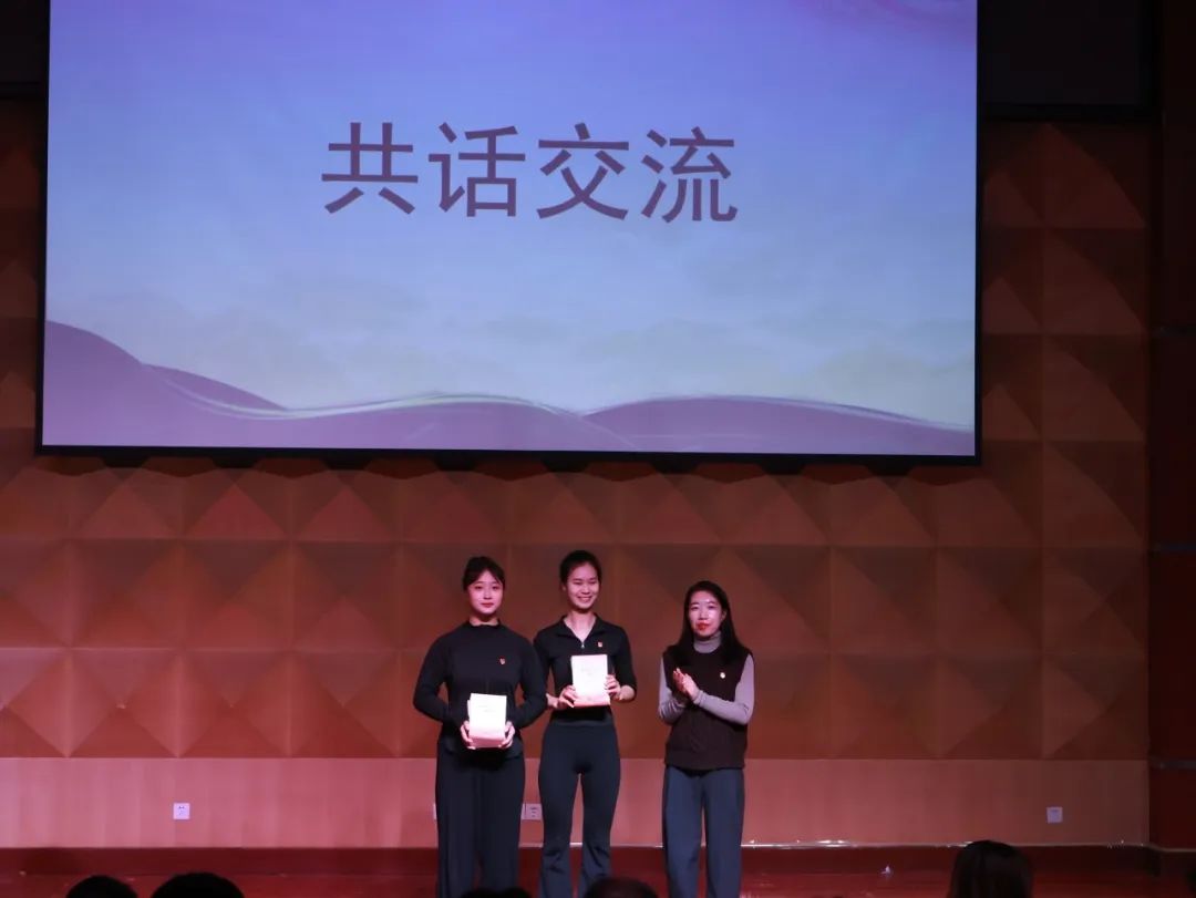12.jpeg 重温祖国75周年的辉煌历程